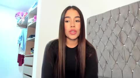 Snapshot of ariamontgomeryyy chatting on December 2024 01:45:01 AM Aria Montgomery online show from December 2024 01:45:01 AM