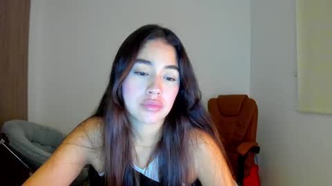 Snapshot of ariamontgomeryyy chatting on March 2025 06:08:01 AM Aria Montgomery online show from March 2025 06:08:01 AM