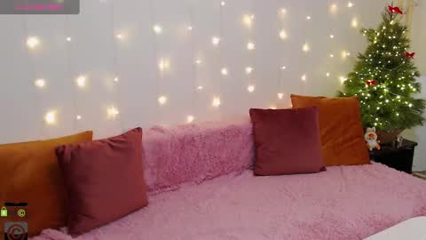 Snapshot of ariana_addams2 chatting on December 2024 05:10:02 PM ariana_addams2 online show from December 2024 05:10:02 PM