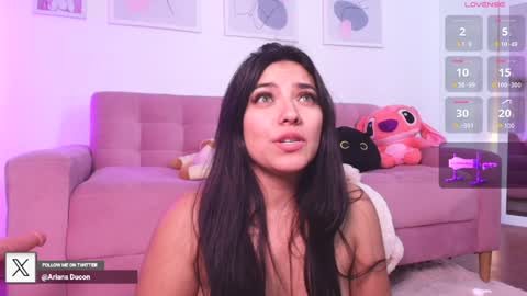 Snapshot of ariana_bae_ chatting on January 2025 03:01:01 AM online show from January 2025 03:01:01 AM