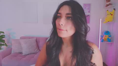 Snapshot of ariana_bae_ chatting on October 2025 12:54:01 AM online show from October 2025 12:54:01 AM