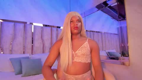 ariana_grande233 online show from March 2026 11:36:01 AM