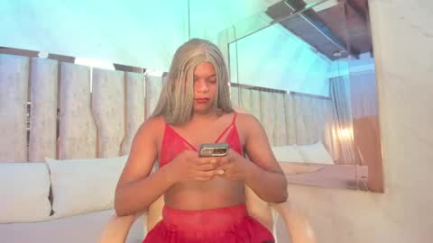 ariana_grande233 online show from May 2026 11:40:02 AM