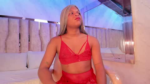 ariana_grande233 online show from May 2026 11:41:02 AM
