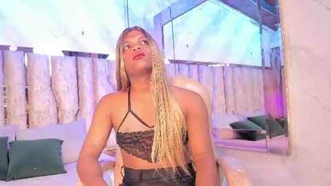 ariana_grande233 online show from July 2026 11:46:02 AM