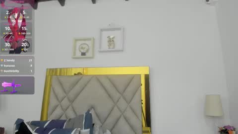 Snapshot of ariana_martins chatting on March 2025 09:50:01 AM ARI online show from March 2025 09:50:01 AM