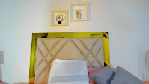 Snapshot of ariana_martins chatting on September 2025 03:18:02 AM ARI online show from September 2025 03:18:02 AM