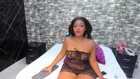 Ariana online show from January 2025 12:07:02 PM