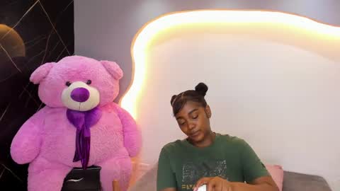 Snapshot of arianaablack chatting on June 2026 12:14:01 PM Ariana online show from June 2026 12:14:01 PM