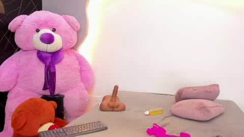 Snapshot of arianaablack chatting on June 2026 12:53:02 PM Ariana online show from June 2026 12:53:02 PM