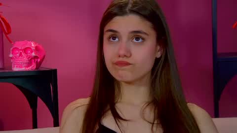 Snapshot of arianaallens chatting on May 2026 06:35:01 PM Ariana online show from May 2026 06:35:01 PM