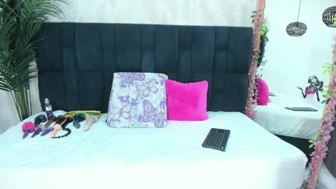 Ariana diosa online show from October 2025 11:18:01 AM