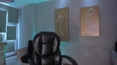 Snapshot of arianadumont chatting on February 2026 11:17:01 AM Ariana Dumont online show from February 2026 11:17:01 AM