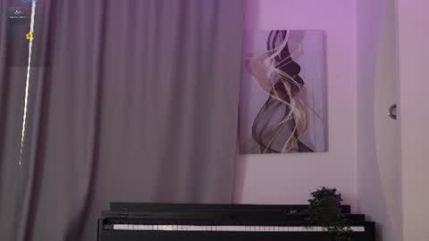 arianapretty online show from July 2026 12:07:02 PM