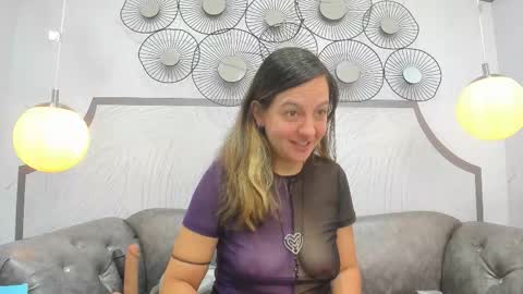 Snapshot of arianasommers chatting on January 2026 11:37:02 AM ArianaSommers online show from January 2026 11:37:02 AM