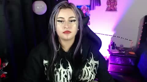 help me 100 hands up my OF is Free  online show from July 2026 12:24:01 AM