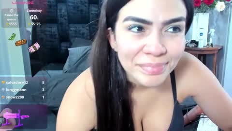 Snapshot of arianna_jones1 chatting on February 2025 10:36:02 PM ---Arianna--- online show from February 2025 10:36:02 PM