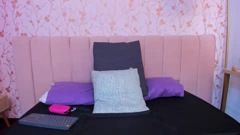 Arianna online show from October 2025 11:33:02 AM