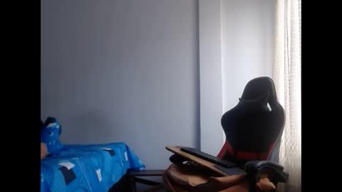 ariannaloovel online show from February 2025 06:02:02 PM