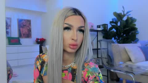 Arianna online show from March 2026 06:39:01 AM