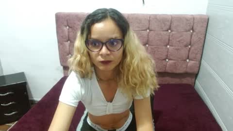 Snapshot of ariasmithog chatting on January 2025 06:47:01 PM ariasmithog online show from January 2025 06:47:01 PM