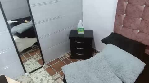 Snapshot of ariasmithog chatting on February 2025 06:40:01 PM ariasmithog online show from February 2025 06:40:01 PM