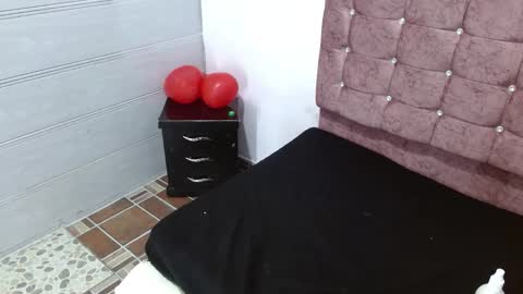 Snapshot of ariasmithog chatting on February 2025 08:25:02 PM ariasmithog online show from February 2025 08:25:02 PM