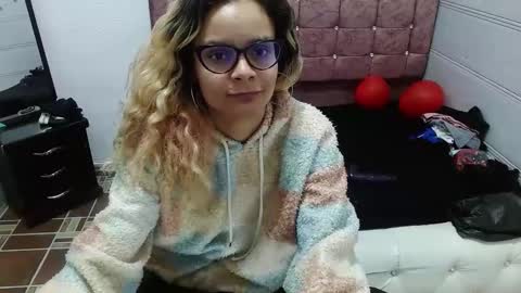 Snapshot of ariasmithog chatting on February 2025 03:02:01 AM ariasmithog online show from February 2025 03:02:01 AM