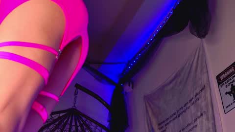 Snapshot of ariavossx chatting on February 2026 07:10:02 PM Aria online show from February 2026 07:10:02 PM