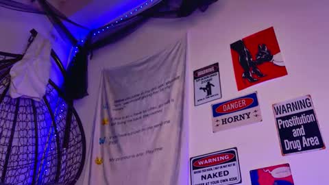 Snapshot of ariavossx chatting on March 2026 09:21:02 PM Aria online show from March 2026 09:21:02 PM