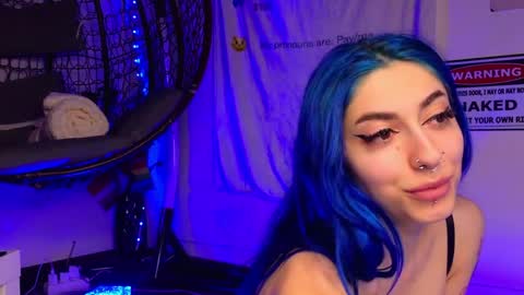 Snapshot of ariavossx chatting on April 2026 09:08:02 PM Aria online show from April 2026 09:08:02 PM