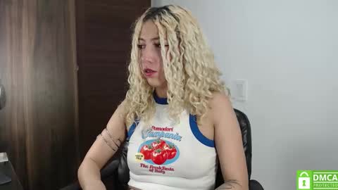 Ari Bunnie  online show from March 2026 04:07:02 AM