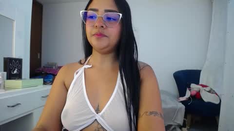 daniella online show from September 2025 02:00:02 AM