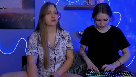 Snapshot of ariel_shadow chatting on February 2026 08:40:01 PM ariel_shadow online show from February 2026 08:40:01 PM