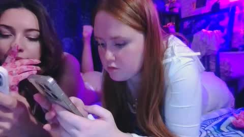 Snapshot of ariel_yumi chatting on October 2025 08:39:01 PM Ariel online show from October 2025 08:39:01 PM