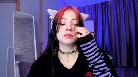 Snapshot of arielabradberry chatting on January 2025 03:23:01 PM Ariel online show from January 2025 03:23:01 PM