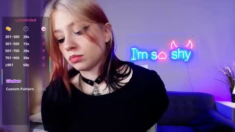 Snapshot of arielabradberry chatting on October 2025 03:24:01 PM Ariel online show from October 2025 03:24:01 PM