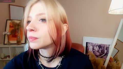 Snapshot of arielabradberry chatting on December 2025 01:09:02 PM Ariel online show from December 2025 01:09:02 PM