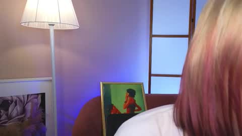 Snapshot of arielabradberry chatting on January 2026 01:24:02 PM Ariel online show from January 2026 01:24:02 PM