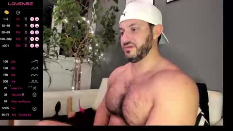 Snapshot of arielenbsas chatting on December 2024 04:50:02 AM Ariel online show from December 2024 04:50:02 AM