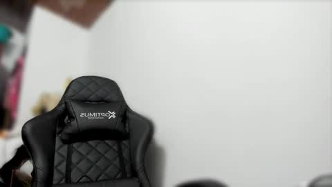 Stephany  online show from March 2026 02:50:01 AM