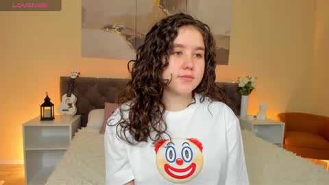 Ariella GTM3  Tue Wed Thu Fri Sat  0400 am-1030pm online show from February 2025 01:09:01 AM