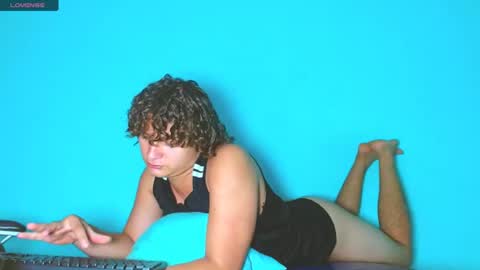 Ariel Aoir online show from July 2026 01:58:33 AM