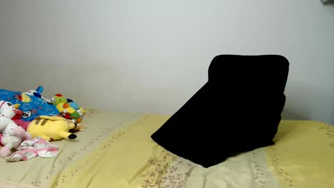 Snapshot of arielstarfish chatting on February 2025 11:46:02 PM Ariel Starfish online show from February 2025 11:46:02 PM