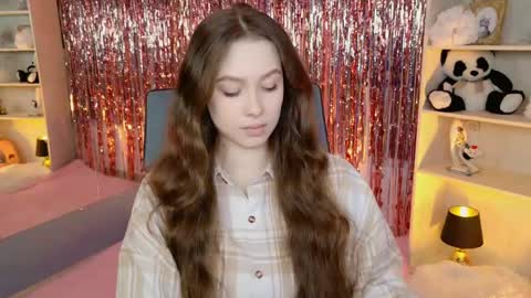 arielsykes online show from April 2026 06:33:02 PM