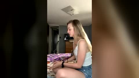 arielwilson00 online show from June 2026 08:43:02 PM