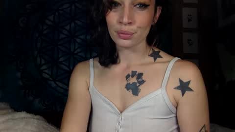 ariel  colin when hes here online show from December 2024 01:28:01 PM