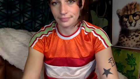 ariel  colin when hes here online show from December 2024 04:26:02 AM