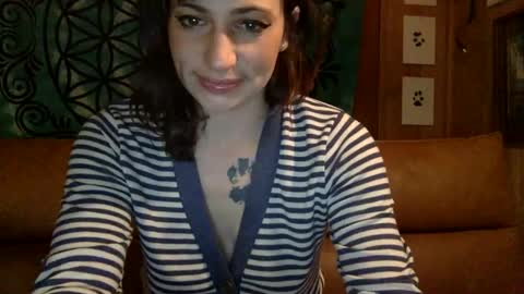 ariel  colin when hes here online show from January 2025 03:22:01 AM