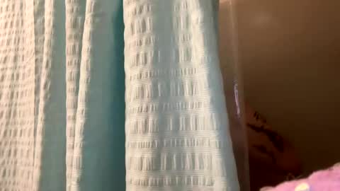 ariel  colin when hes here online show from January 2025 04:09:01 AM